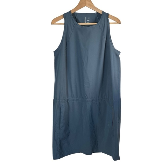 ARC'TERYX Contenta Shift Athletic Dress in Slate Blue - Picture 3 of 12